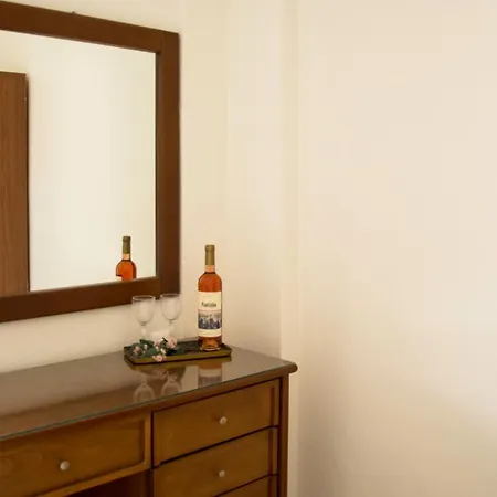 Terracotta Verde Studios Gæstehus